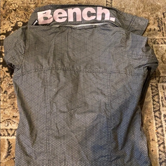 Bench light jacket - Picture 3 of 3